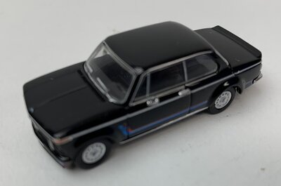 Premium Classixxs 1:87 BMW 2002 turbo, zwart /Dekor, 1973, in windowbox