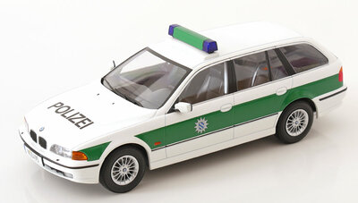 Triple9 1:18 BMW 5 Serie E39 Touring 1998 Polizei groen wit
