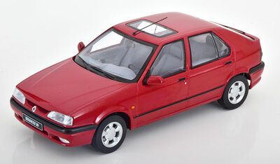 Triple9 1:18 Renault 19, rood 1994