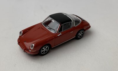 Brekina 1:87 Porsche 911 Targa rood zwart