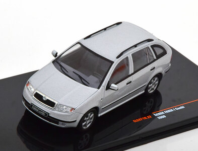 IXO 1:43 Skoda Fabia I combi zilver 2000