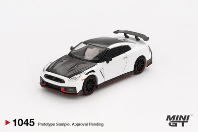 Mini GT 1:64 Nissan GTR (35) Nismo Brilliant white Pearl 2024 LHD