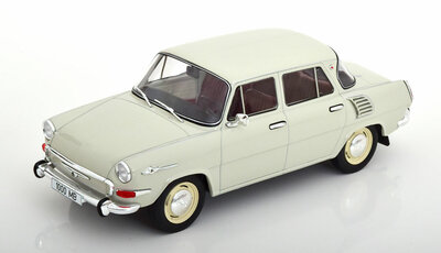MCG 1:18 Skoda 1000 MB 1964-1969 lichtgrijs