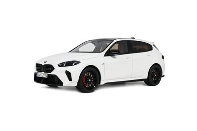 Otto Mobile 1:18 BMW M135 xDRIVE Alpine white solid 2024. Levering 10-2026