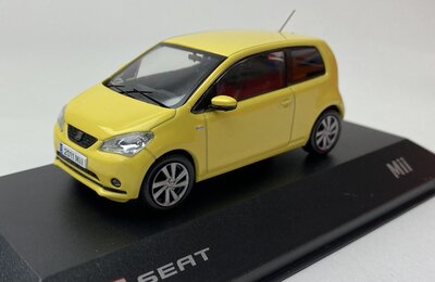 Seat Collection 1:43 SEAT Mii 3 deur 2013 geel