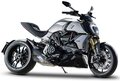 Maisto 1:12 Ducati X Diavel S zwart in windowbox