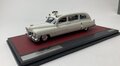 Matrix 1:43 Cadillac Superior Ambulance wit 1951, limited 100 pcs