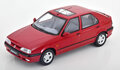 Triple9 1:18 Renault 19, rood 1994