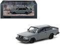 Tarmac 1:64 Volvo 242 Custom grijs "Road64" 