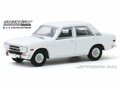 Greenlight 1:64 Datsun 510 4-Door Sedan wit 1972 - Tokyo Torque Series 8