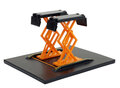 Greenlight 1:64 Auto Body Shop *Automotive Double Scissor Lifts Series 2*, orange/black