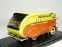 ESVAL 1:43 International D-300 Oscar Mayer Delivery Van met Open achterdeuren en ijsblokjes er in geel oranje_